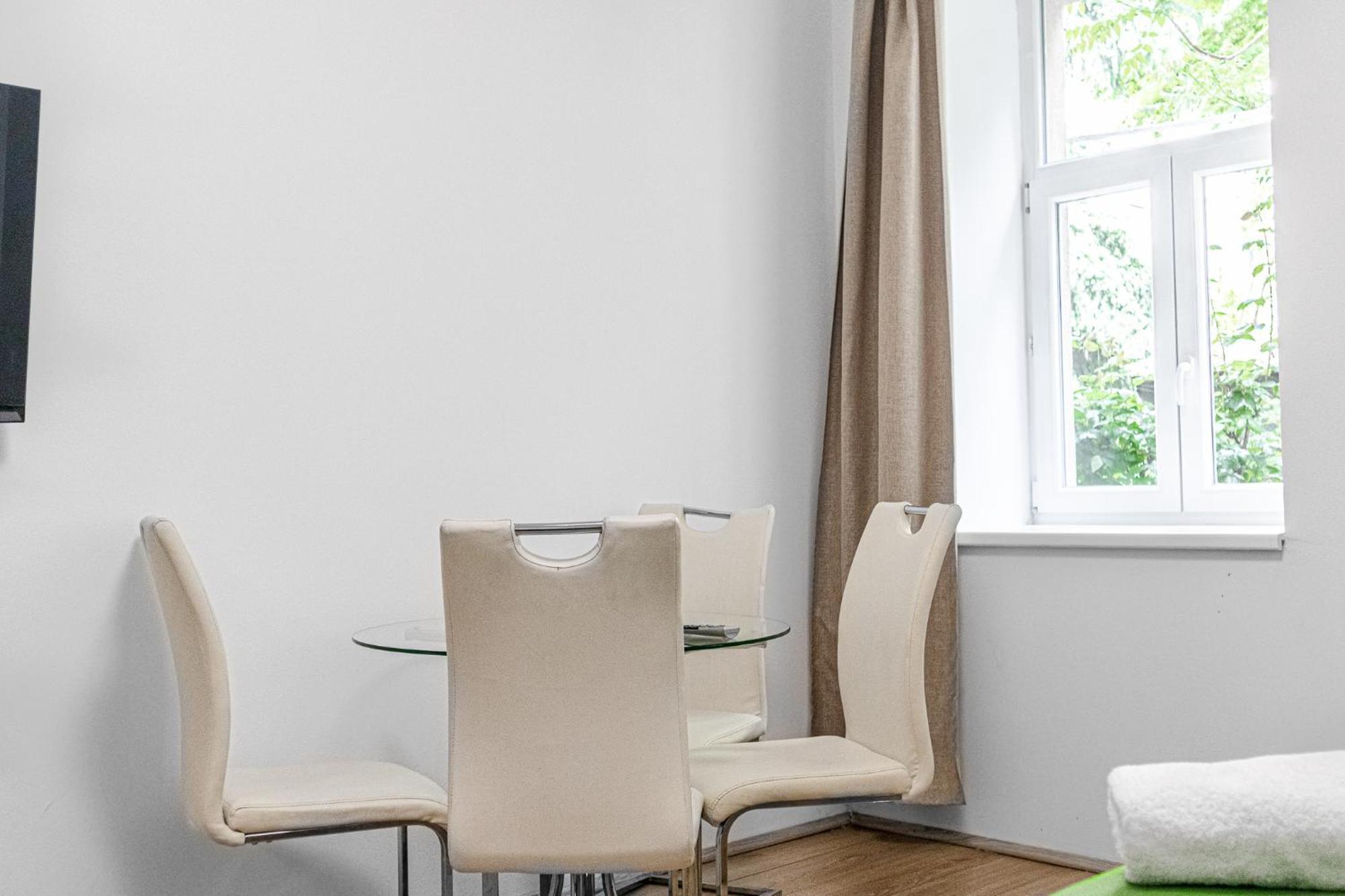 Relaxing 2-Bed Apartment For Extended Visits เวียนนา ภายนอก รูปภาพ